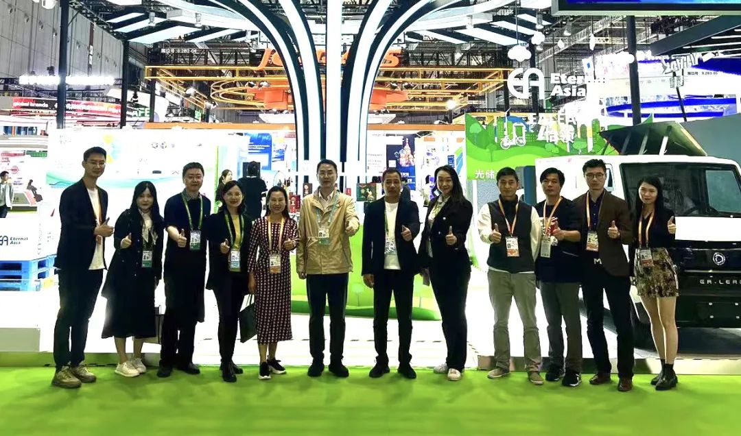 第6届进博会进行时，jinnianhui今年会-联怡展台精彩不断